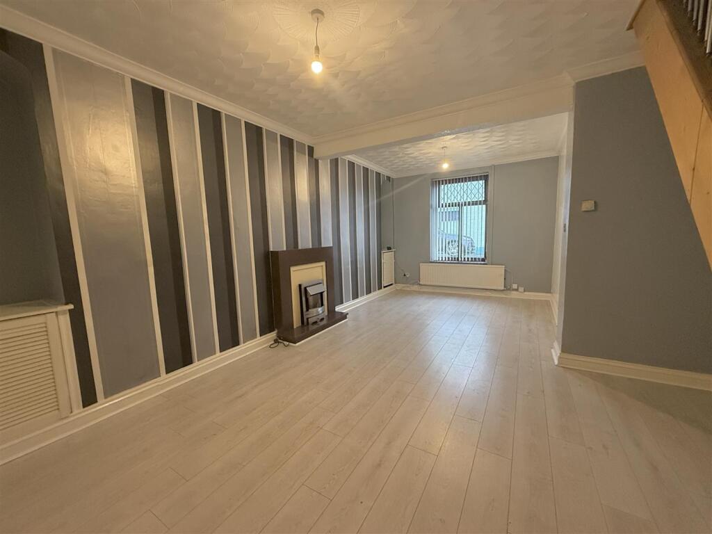 Pembroke Street, Aberdare photo 2