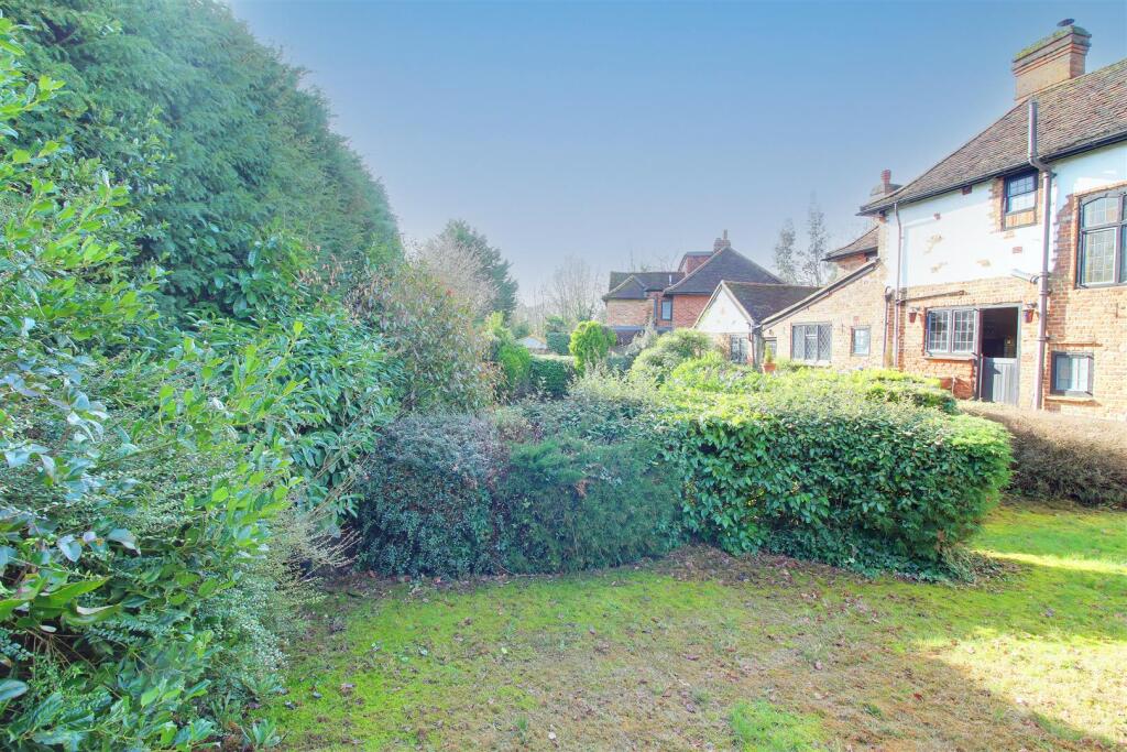 Additional image 28 of Great North Road, Brookmans Park,