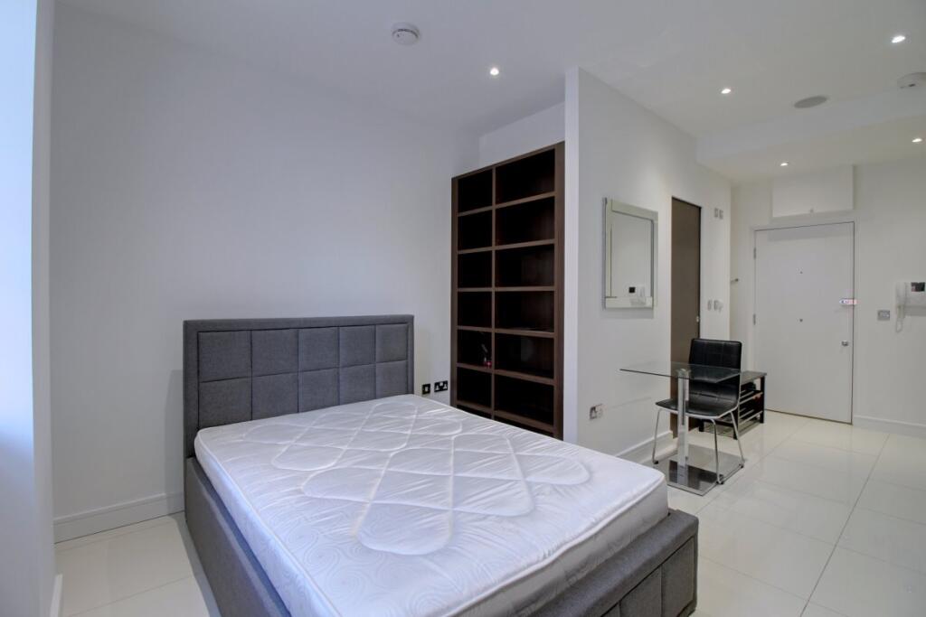 Studio apartment for rent