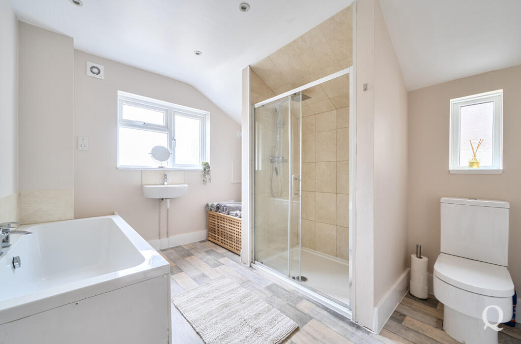 Burley Road, Sittingbourne, Kent, ME10 – další