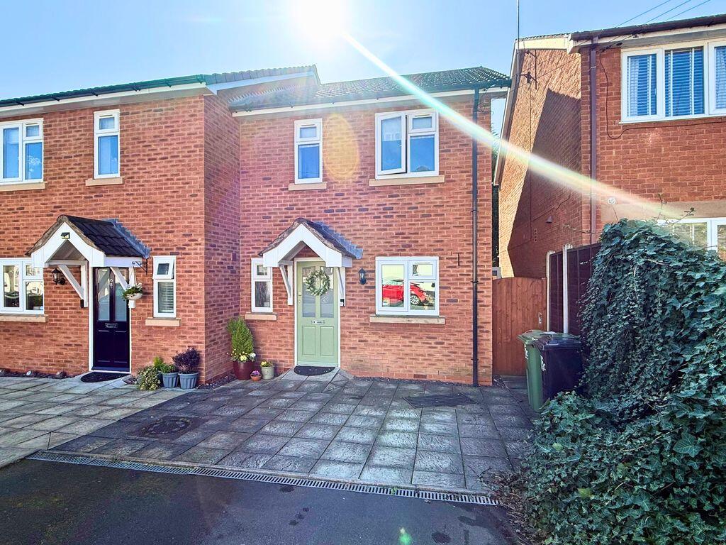3-bed semi-detached on Sandymount Road, Walsall, £240,000