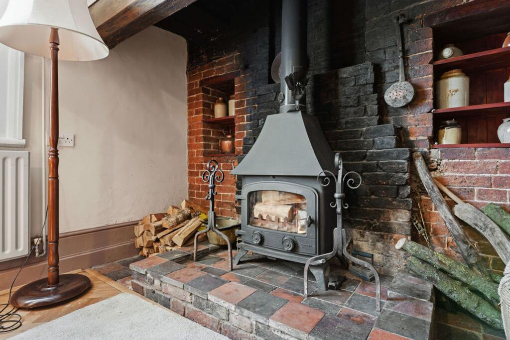 House in Northampton - View 5