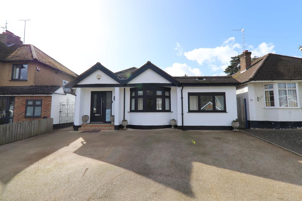 Main image of property: Links Way, Croxley Green, WD3