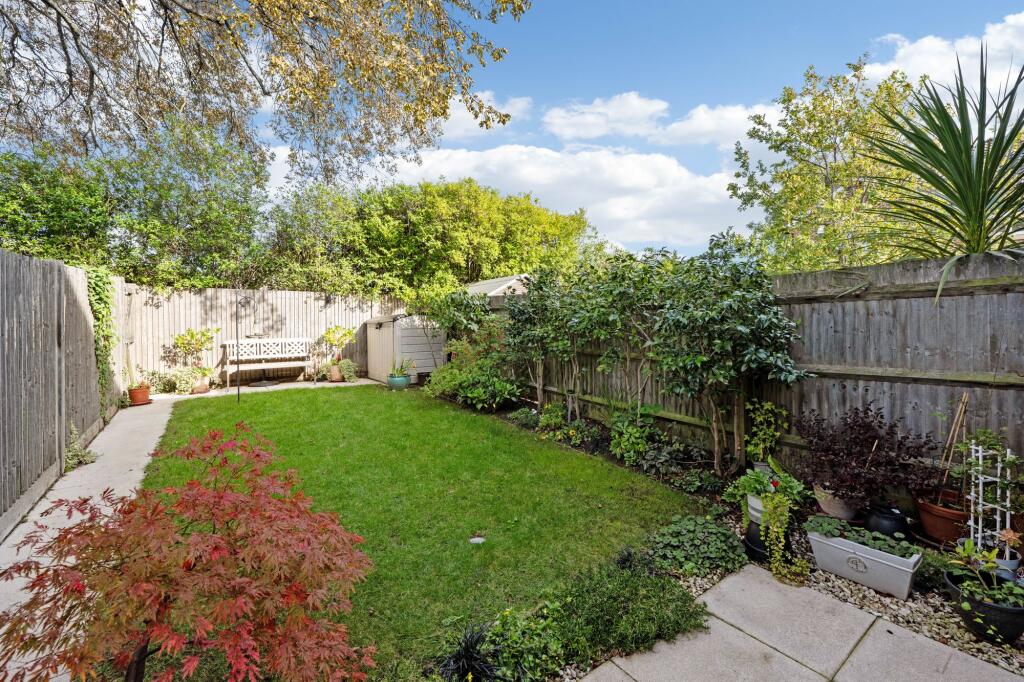 Fisher Mews, Christchurch, BH23 photo 4