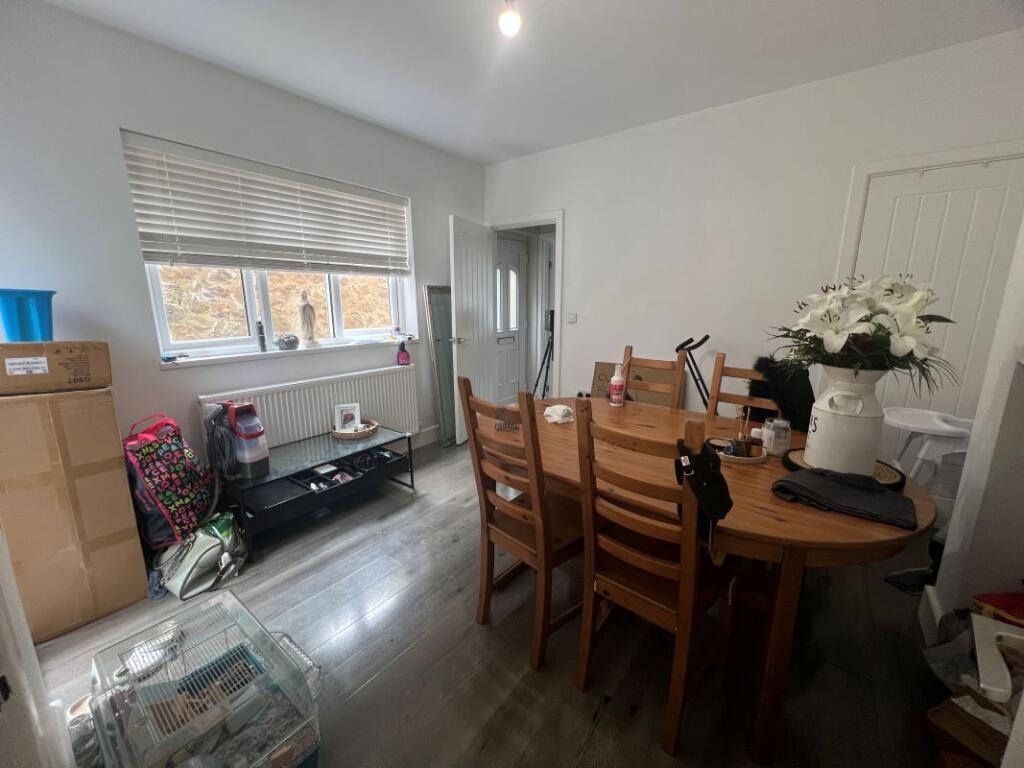 House in Worcester - View 4