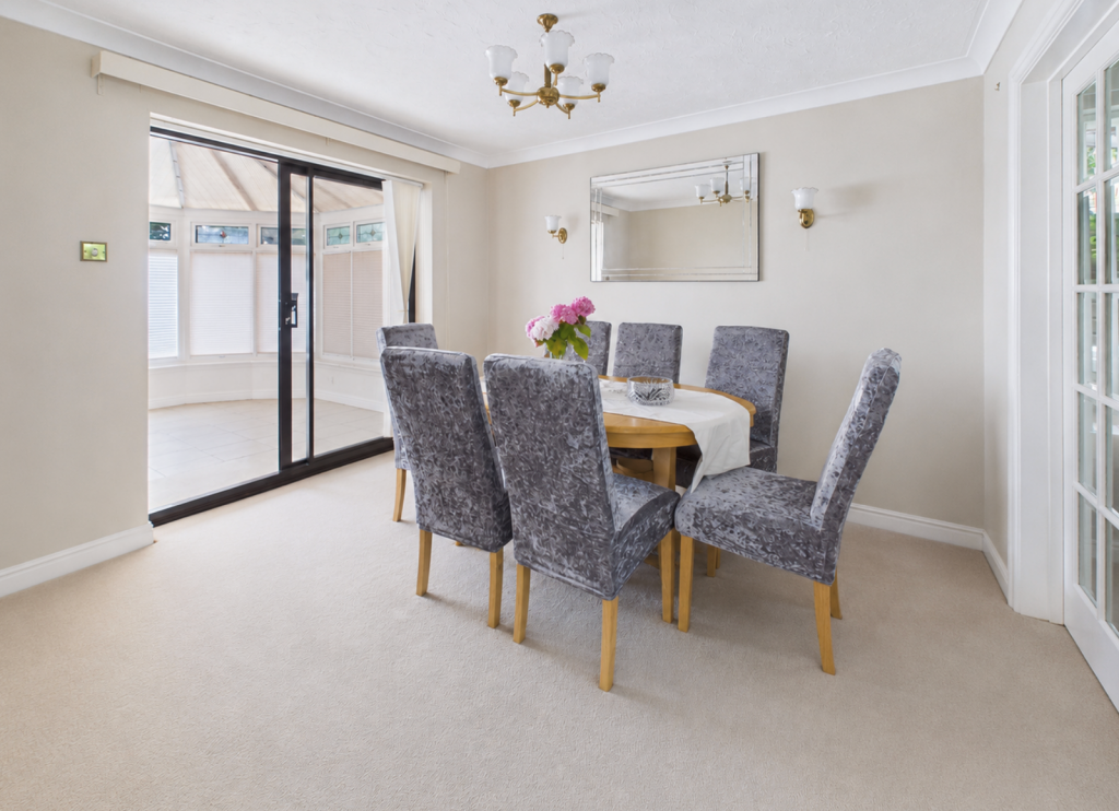 House in Torquay - More