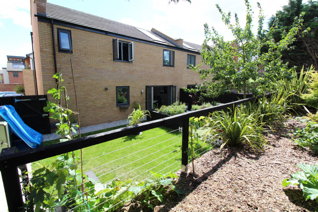 Property photo 8