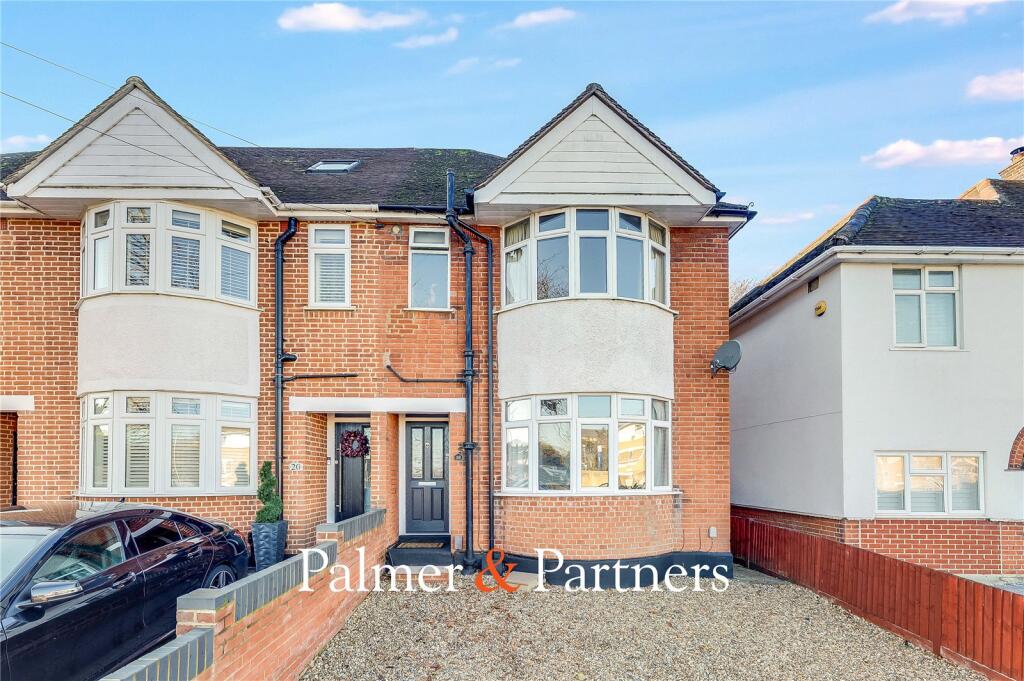 Main image of property: Wood Street, Chelmsford, Essex, CM2