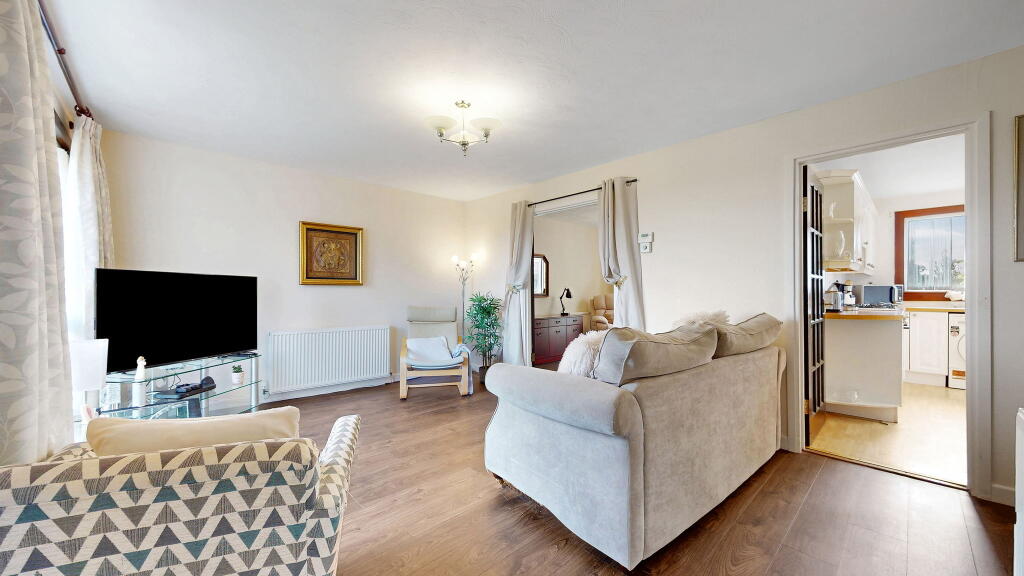 House in Motherwell - More