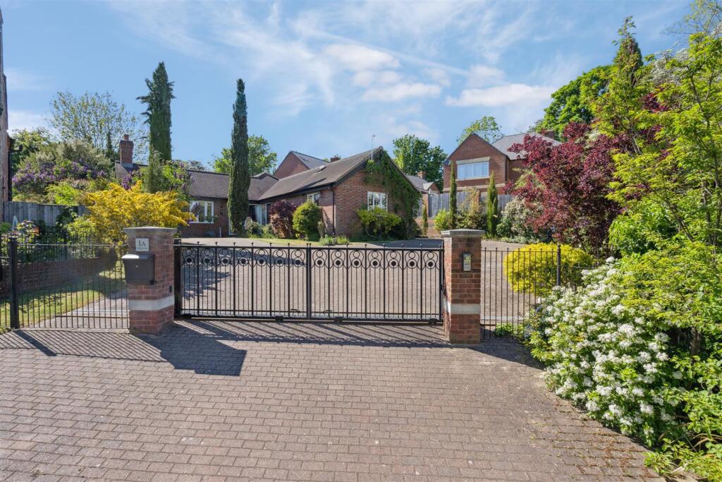 Main image of property: Poplar Close, Simpson, Milton Keynes