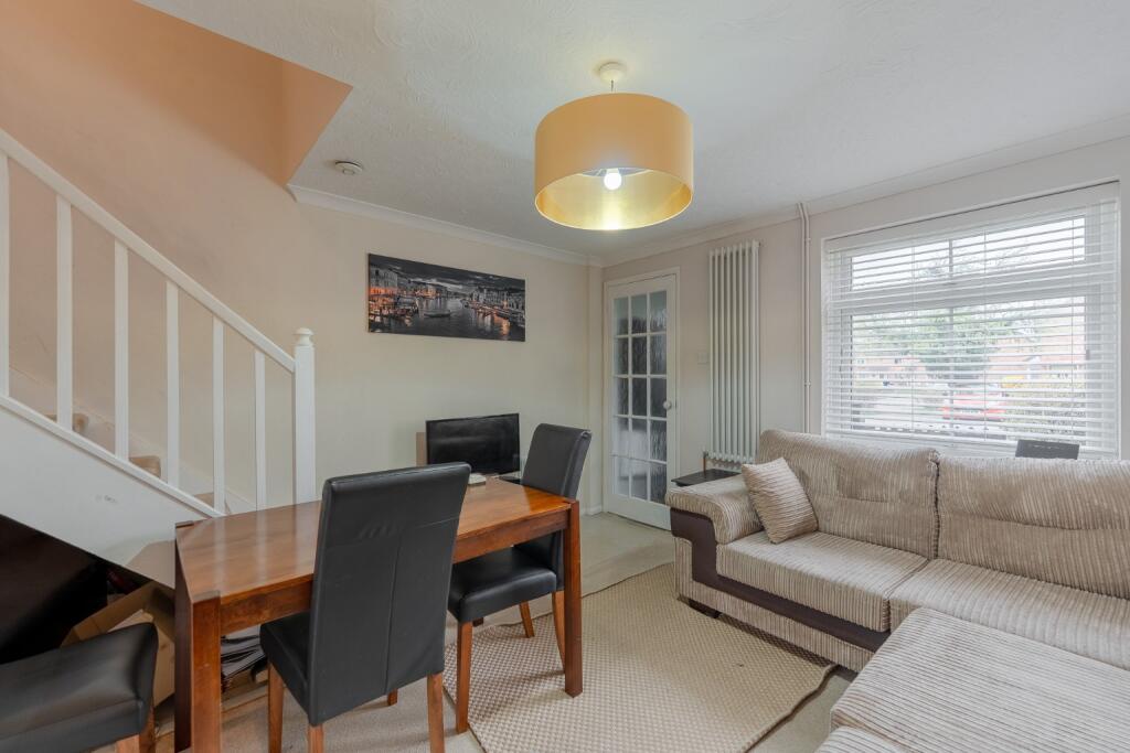 House in Huntingdonshire, Eaton Socon, St Neots - View 3
