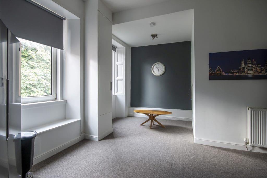 Apartment in Edinburgh - View 5