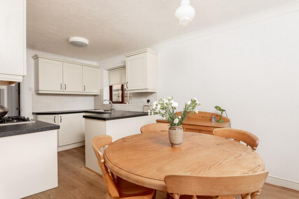 House in Folkestone and Hythe, Orchard Valley, Hythe - View 5