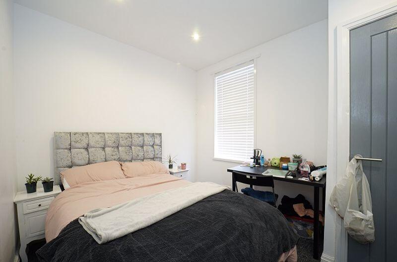 House in Leeds - View 5