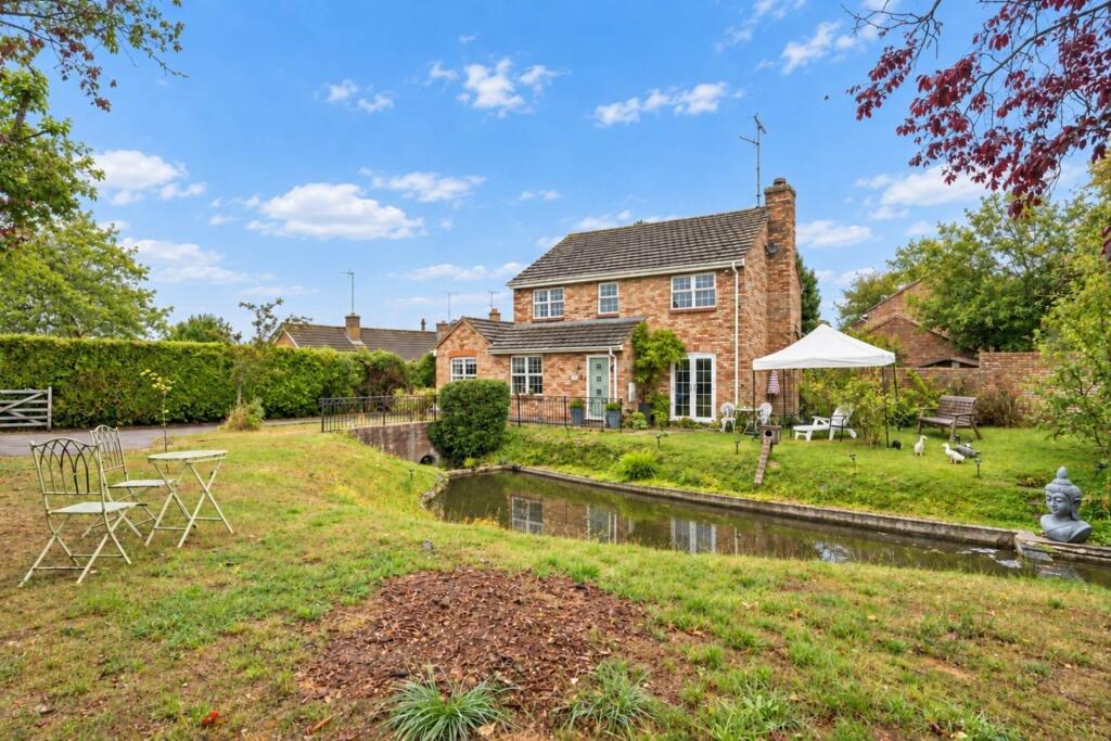 Main image of property: Pitstone