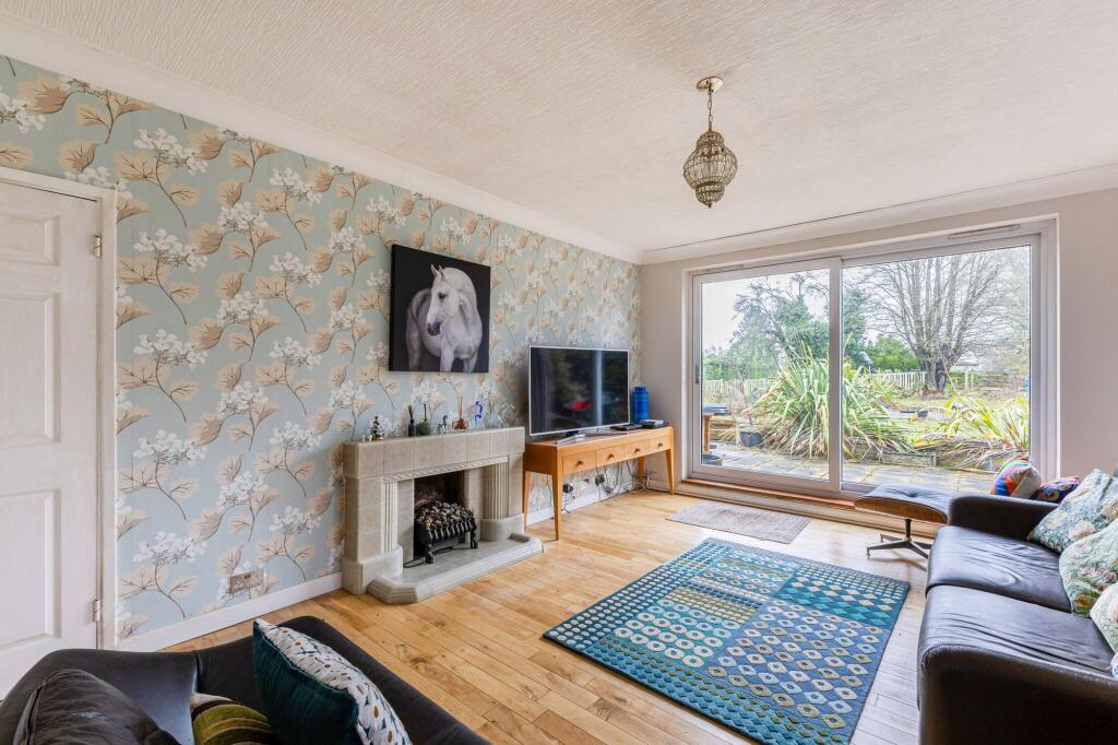 Woodlands Road, Little Bookham, KT23 - More
