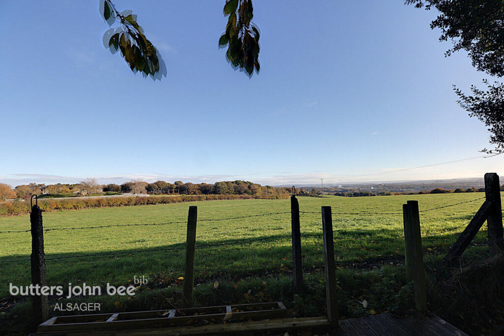 Roberts Close, Alsagers Bank photo 2
