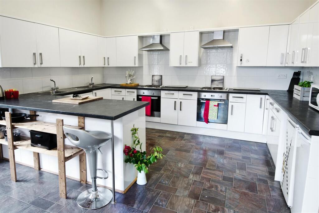 1 bedroom house for rent
