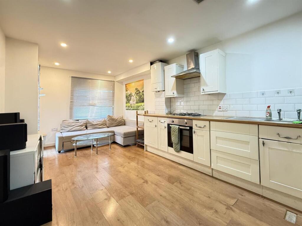 Apartment in London, Gascoigne Estate, Thames View - View 4
