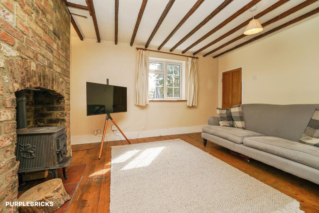 House in Gloucester - View 5