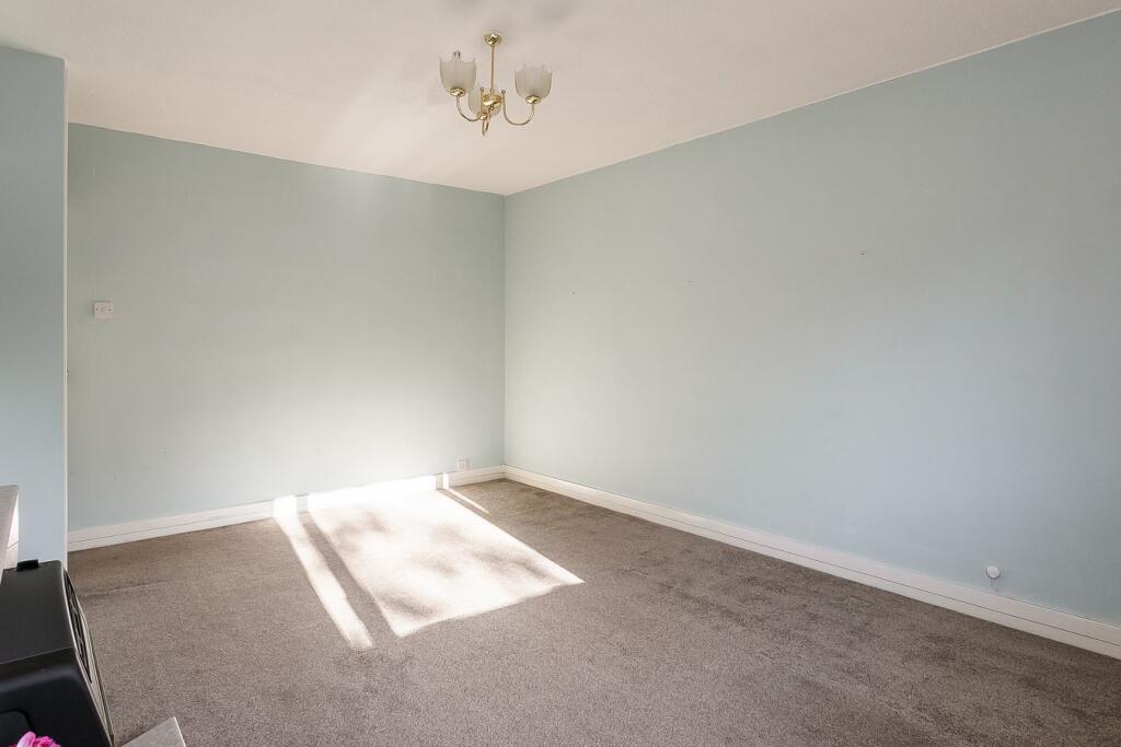 Ravenswood Avenue, The Inch, Edinburgh, EH16 photo 4
