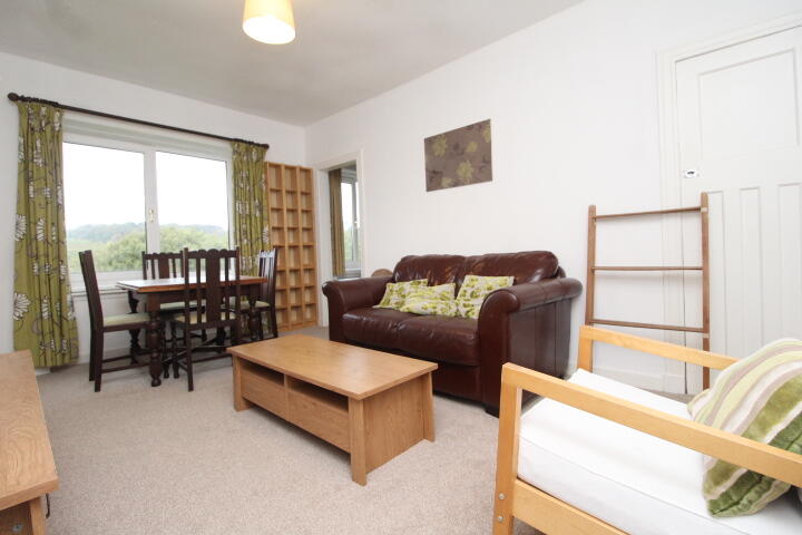 Apartment in Glasgow - View 2