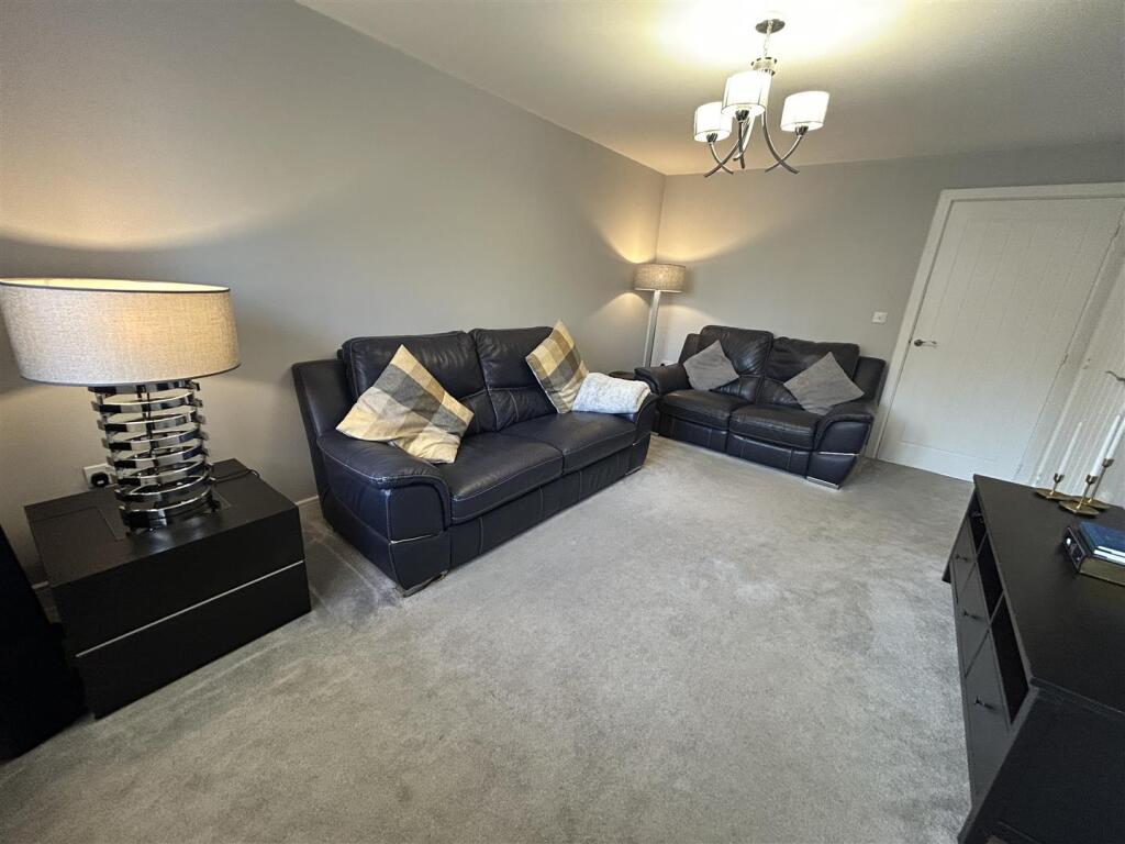 House in Howden, East Riding of Yorkshire - View 4