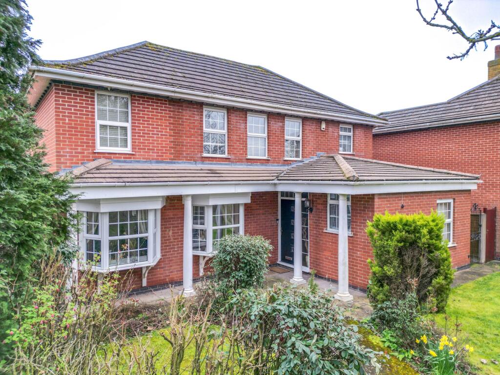 Main image of property: Pallett Drive, Nuneaton, CV11