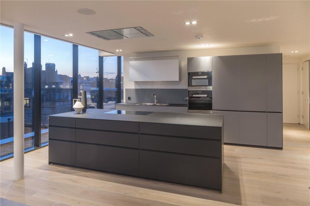 Apartment in London - More