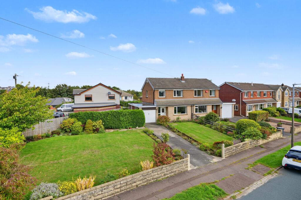 Main image of property: Briarlyn Avenue, Birchencliffe, HD3