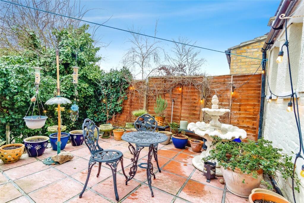 Arngask Road, London, SE6 photo 4