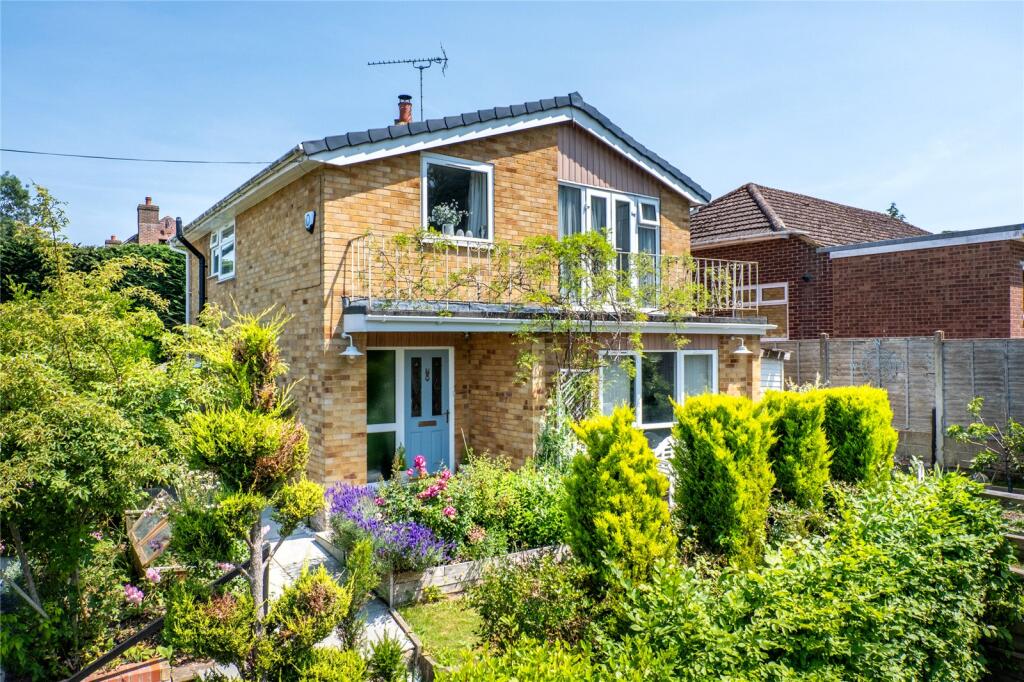 Main image of property: River Close, East Farleigh, Maidstone, Kent, ME15