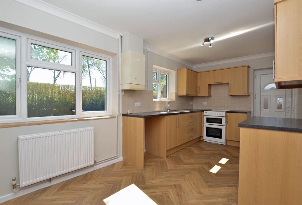 Balmoral Road, Gaywood, King's Lynn, PE30 4DE photo 4