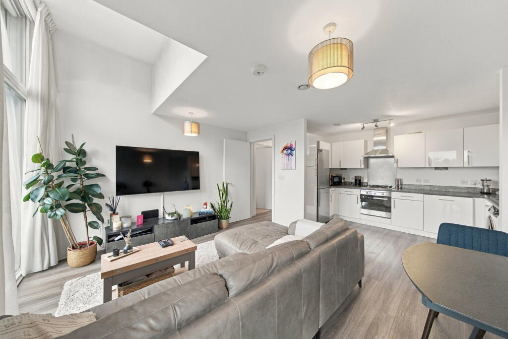 Apartment in London - View 2