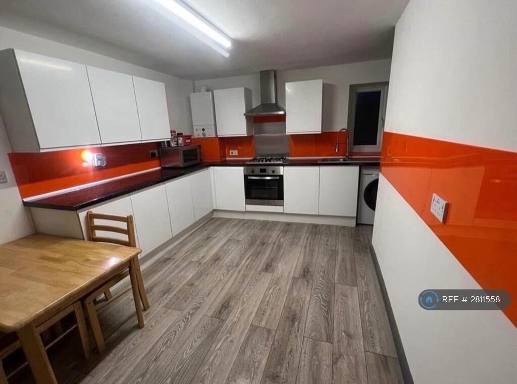 Main image of property: Valley Road, Gillingham, ME7