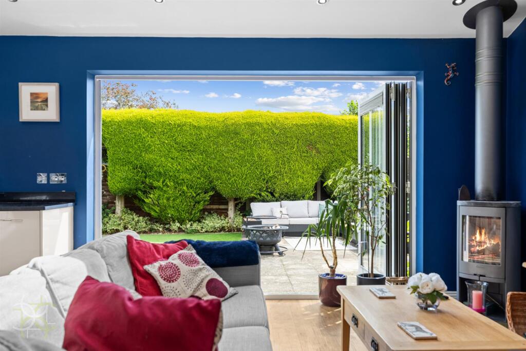 Hughes Close, Harvington, Evesham - Vue 5
