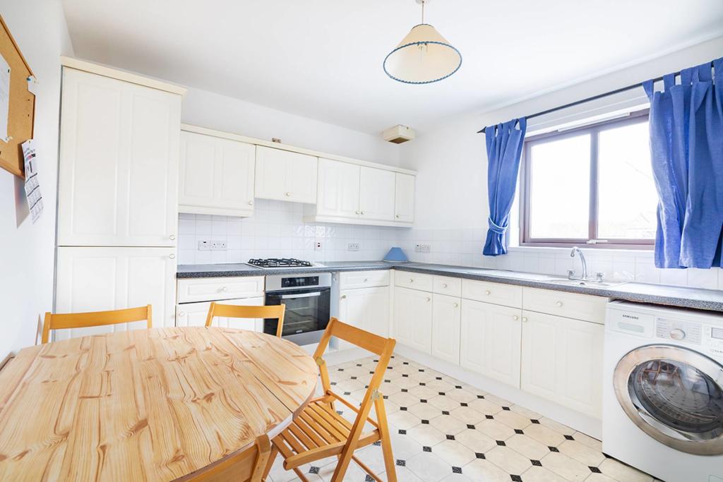 Flat F, 47 Seaforth Road, Aberdeen, AB24 5PG - View 4