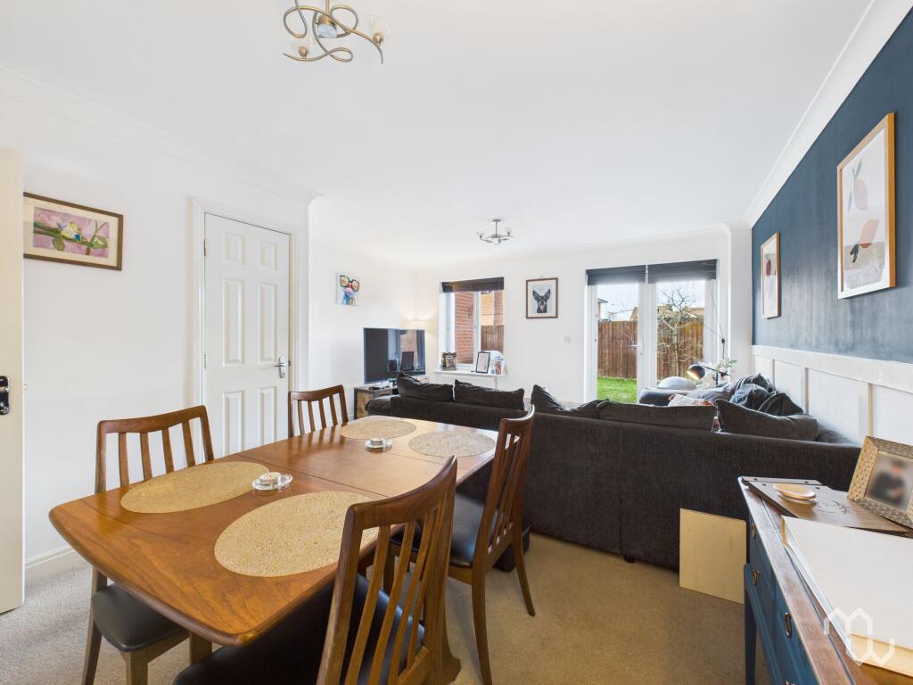 Parsonage Close, Leyland, PR26 photo 2