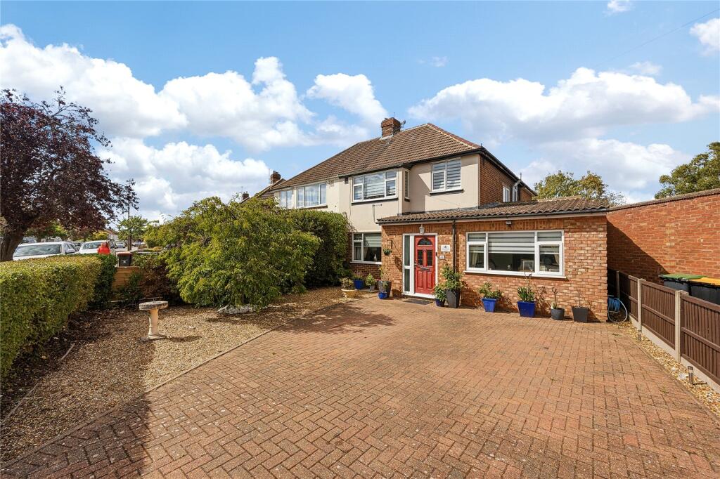 Main image of property: Aylesbury Road, Bedford, Bedfordshire, MK41