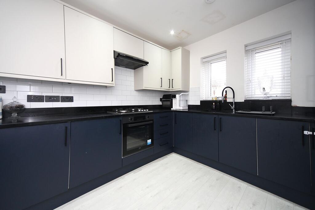 House in Dunstable, Beecroft, Central Bedfordshire - View 5