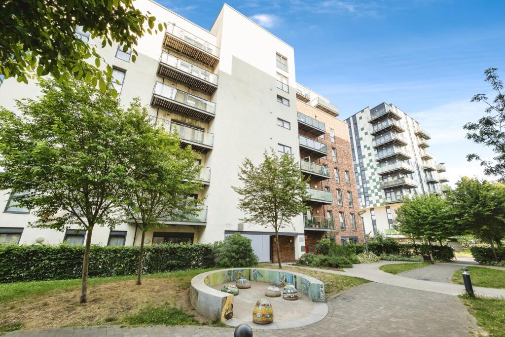 Main image of property: Honour Gardens, DAGENHAM, Essex, RM8