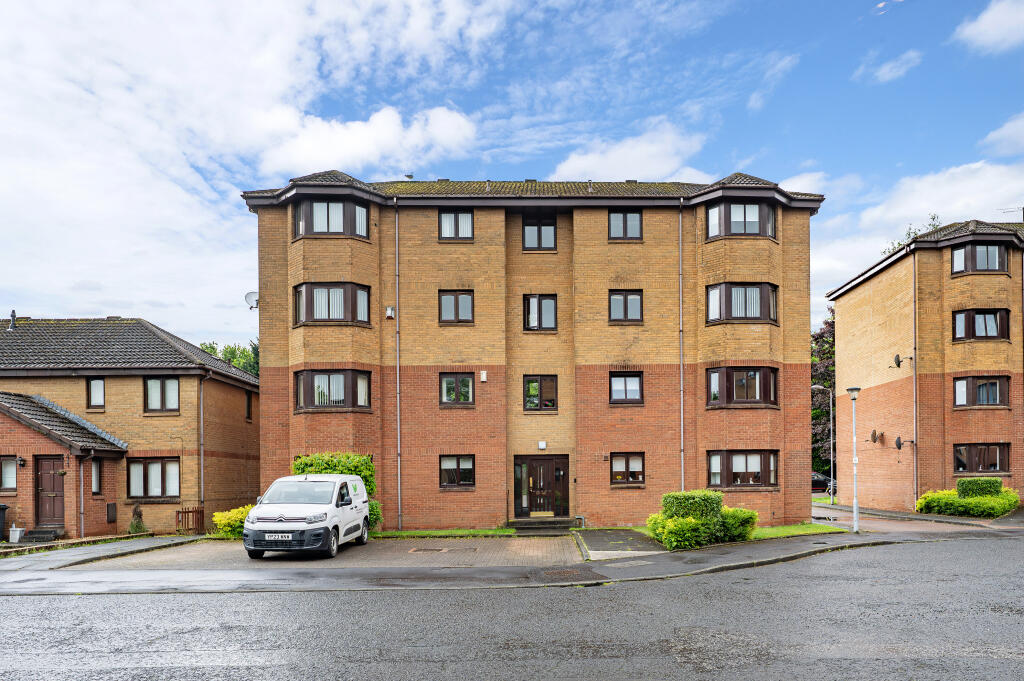 Main image of property: 59 Lion Bank, Kirkintilloch, Glasgow, G66