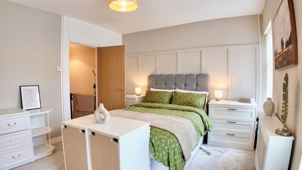 Gordon Road, Blackwood, NP12 - View 5
