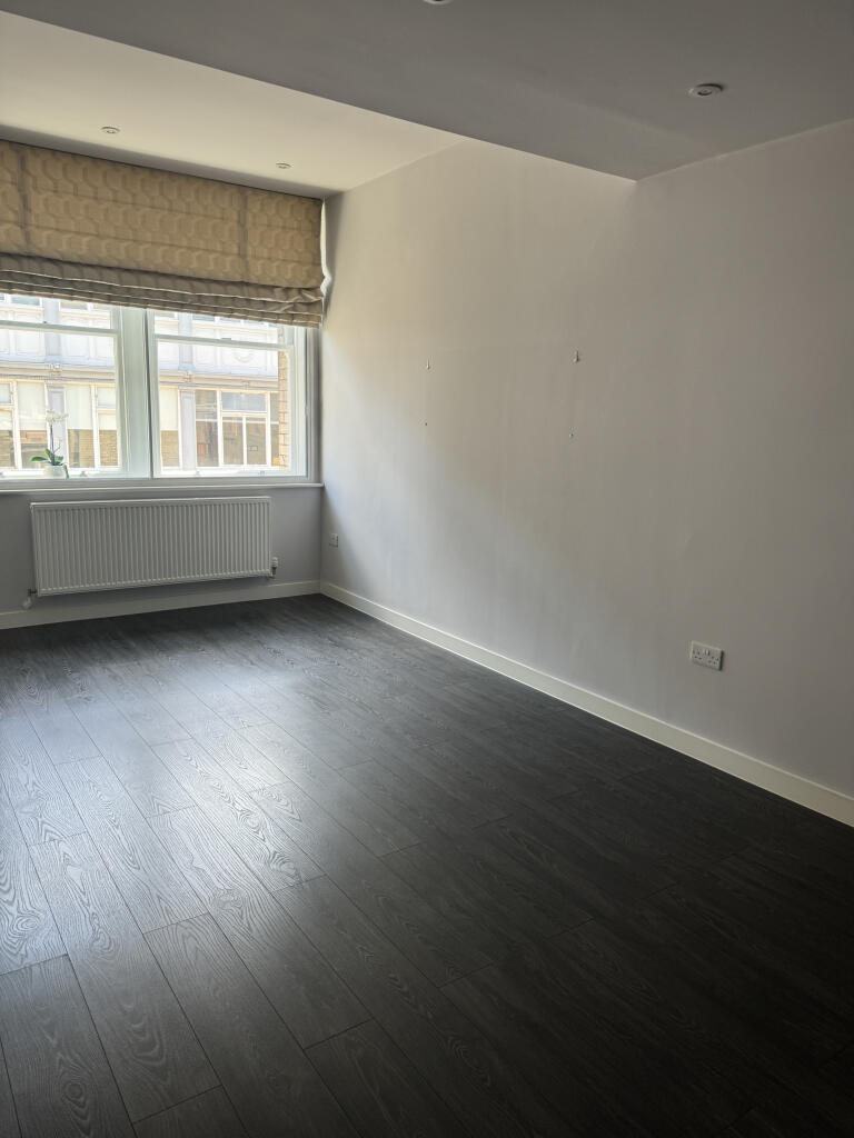 Apartment in Liverpool - View 2
