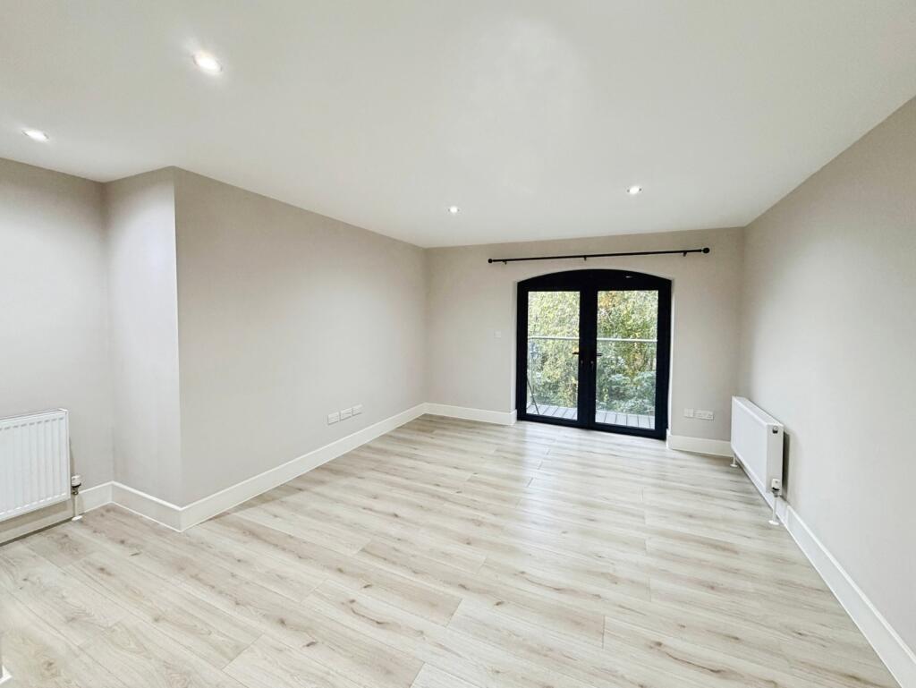House in Canterbury - View 2