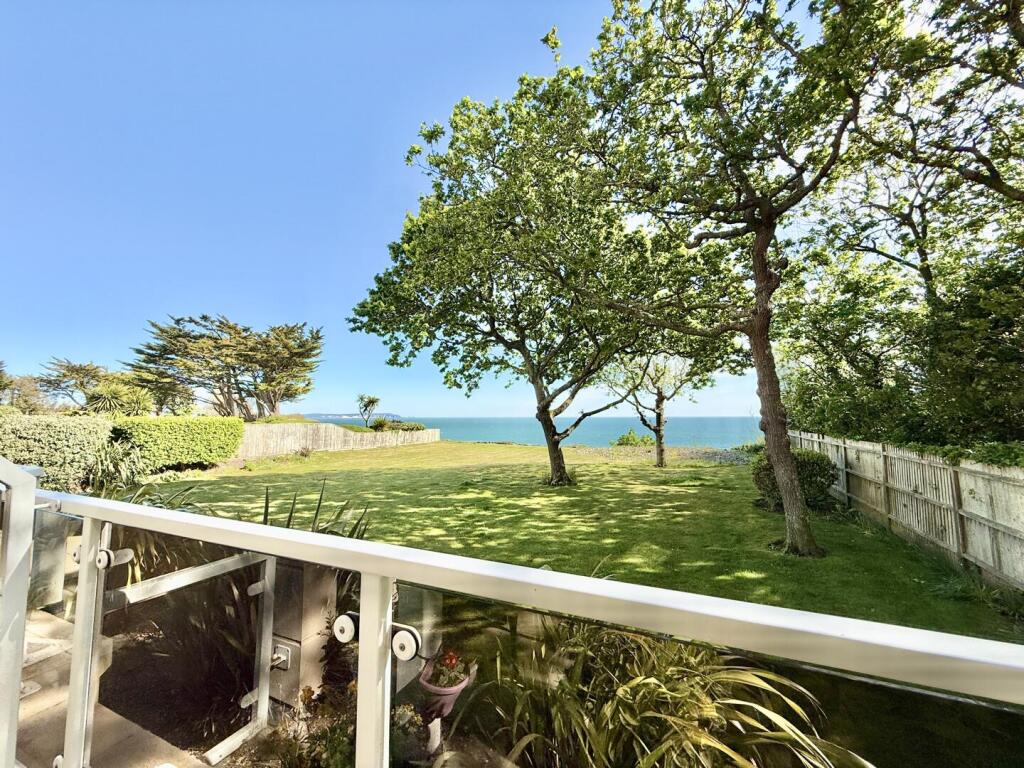 Wharncliffe Road, Highcliffe on Sea photo 5