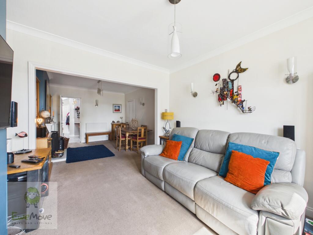 House in Rochester - View 4