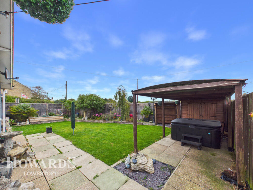The Gardens, Lowestoft photo 2