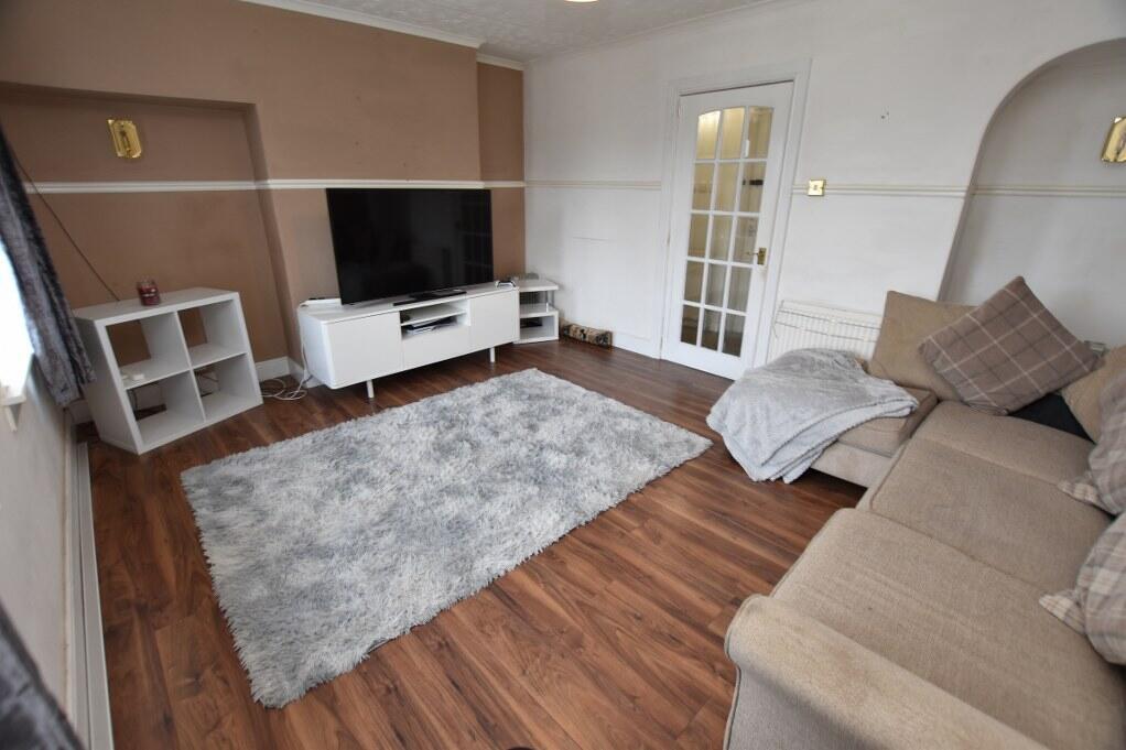 Apartment in Paisley - View 4