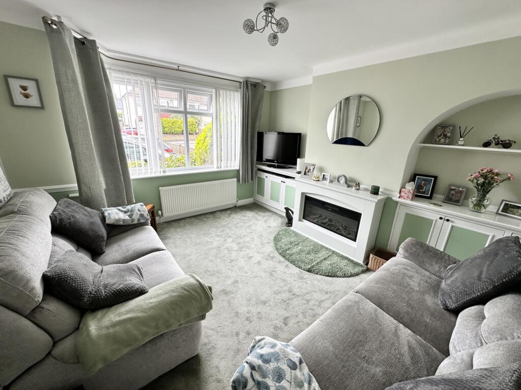 House in Yeovil, Yeovil Without - View 2